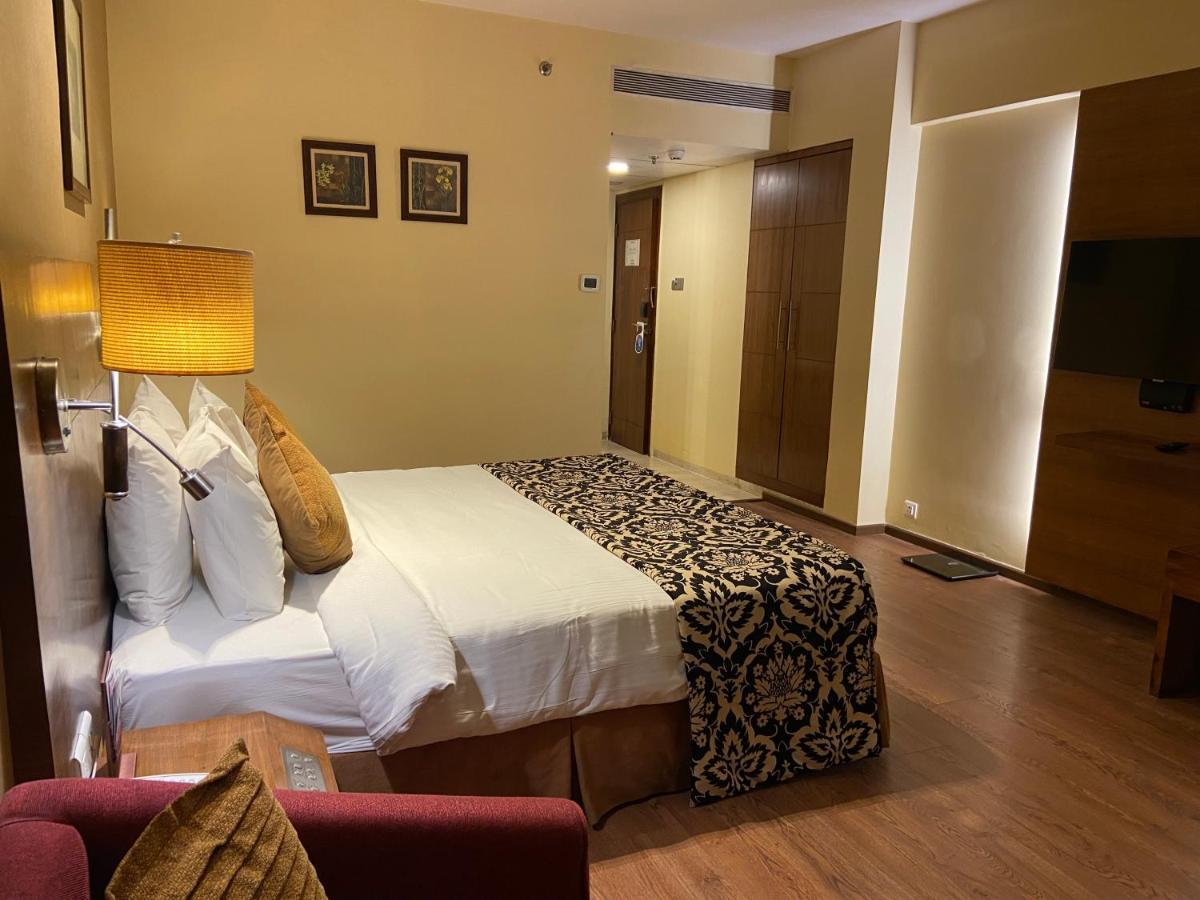 Fortune Select Exotica, Navi Mumbai - Member Itc Hotels' Group Exteriör bild
