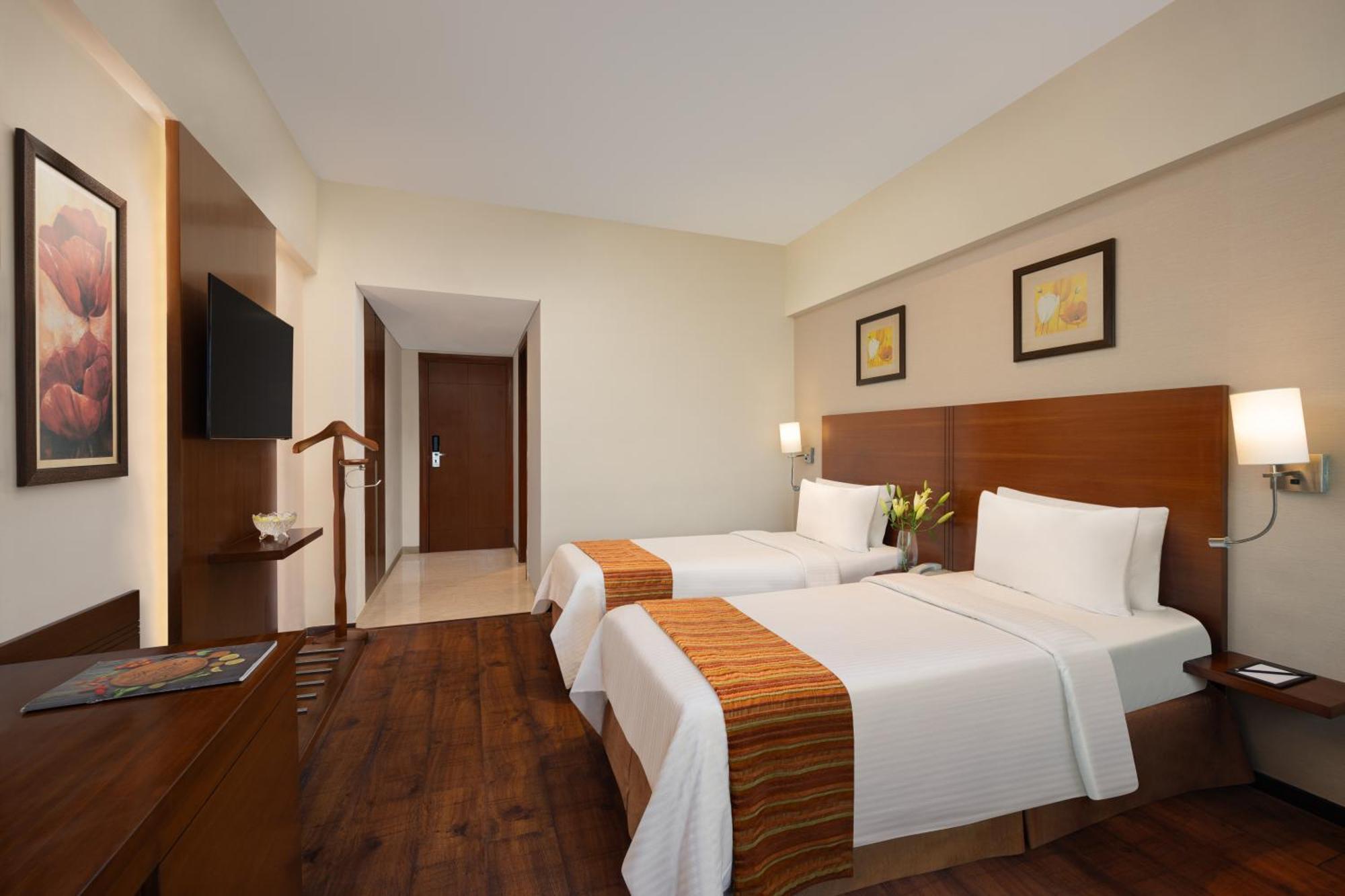 Fortune Select Exotica, Navi Mumbai - Member Itc Hotels' Group Exteriör bild